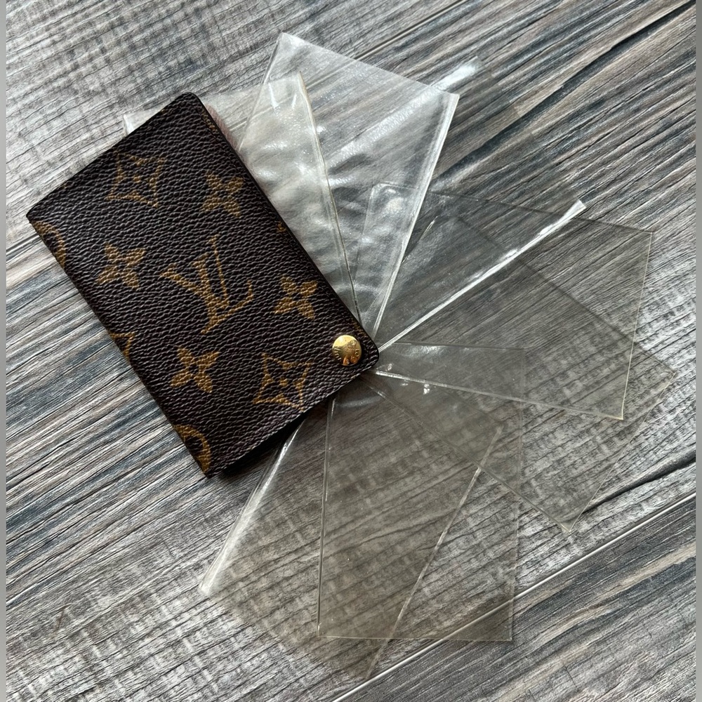 Louis Vuitton Monogram Card Holder